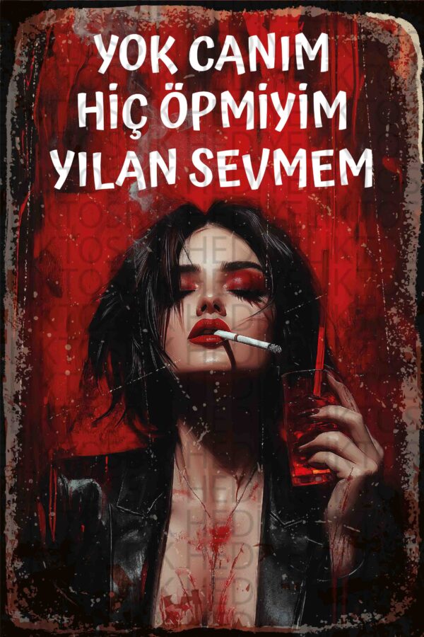 Yok Canım Hiç Öpmiyim Yılan Sevmem