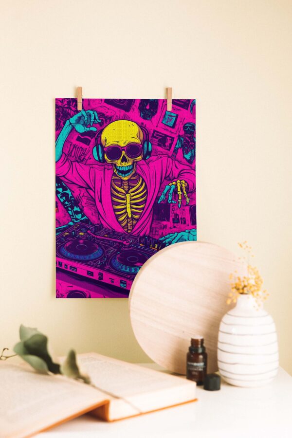 Neon DJ İskelet – Rave Tarzı Dekoratif Ahşap Poster