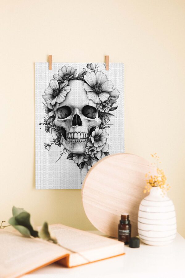 Çiçekli Kurukafa – Siyah Beyaz Gotik Stil Ahşap Poster